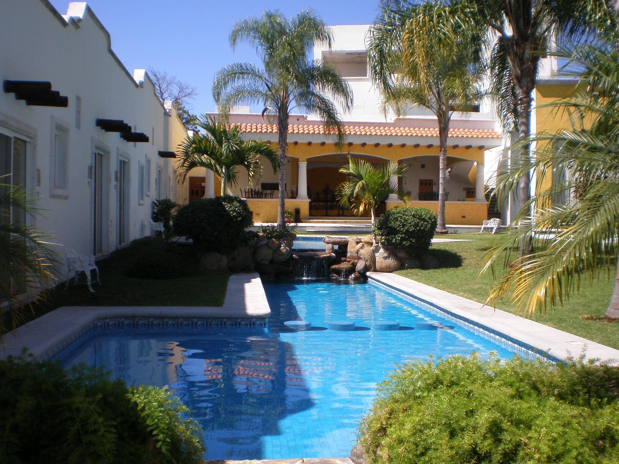 Hotel Canarios Cuernavaca Exterior foto